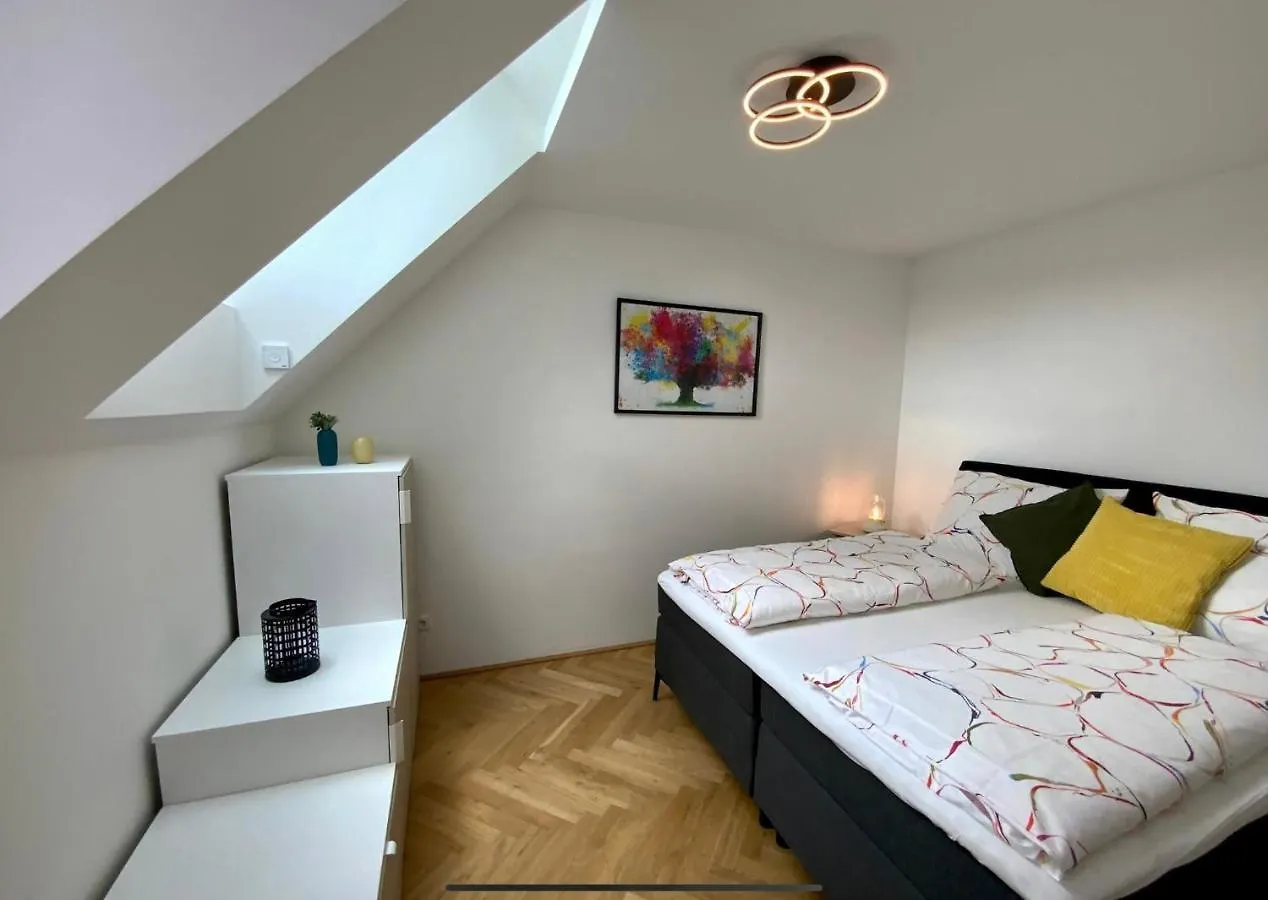 Freshly Renovated Apartment In Trendy Area L Hg21 Βιέννη